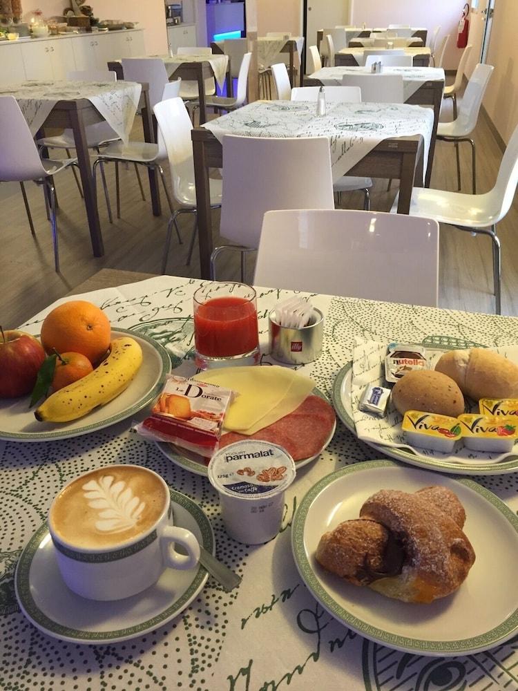 Hotel Verdi 비첸차 외부 사진